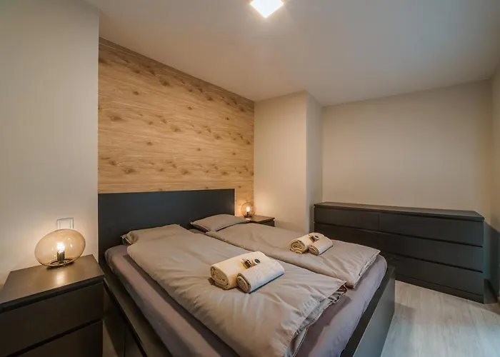 Apartament Gesto *